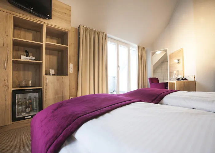 Amalienburg - Boutique & Boarding Hotel 3*