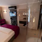 Amalienburg - Boutique & Boarding München