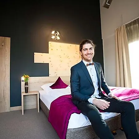 Amalienburg - Boutique & Boarding Hotel 3*