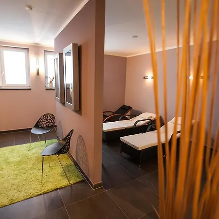 Amalienburg - Boutique & Boarding Munich